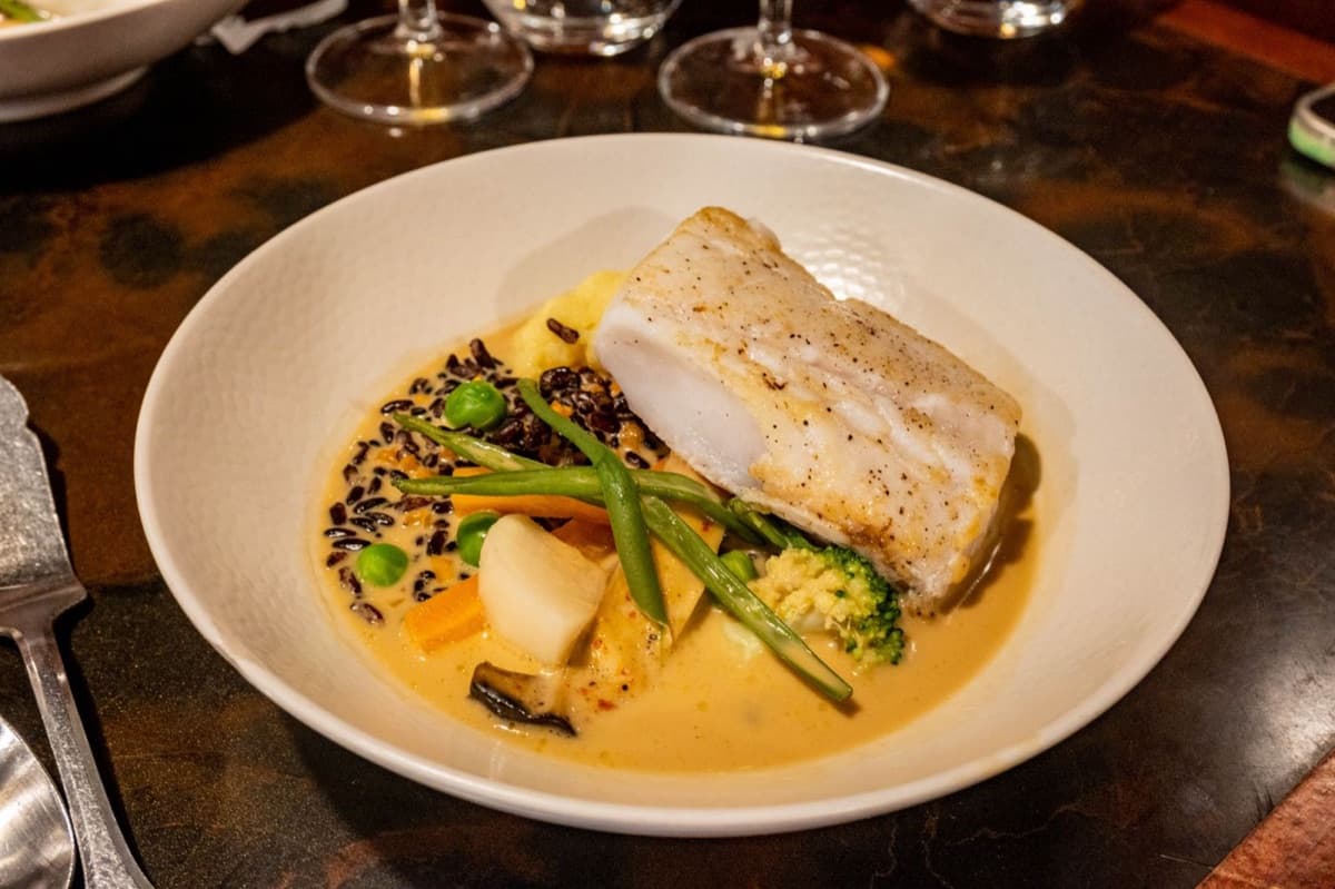 Roasted Cod Loin, Mussel & Saffron Broth